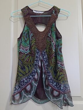 Gibson Bohemian Beaded Neckline Green Paisley Sleeveless Top